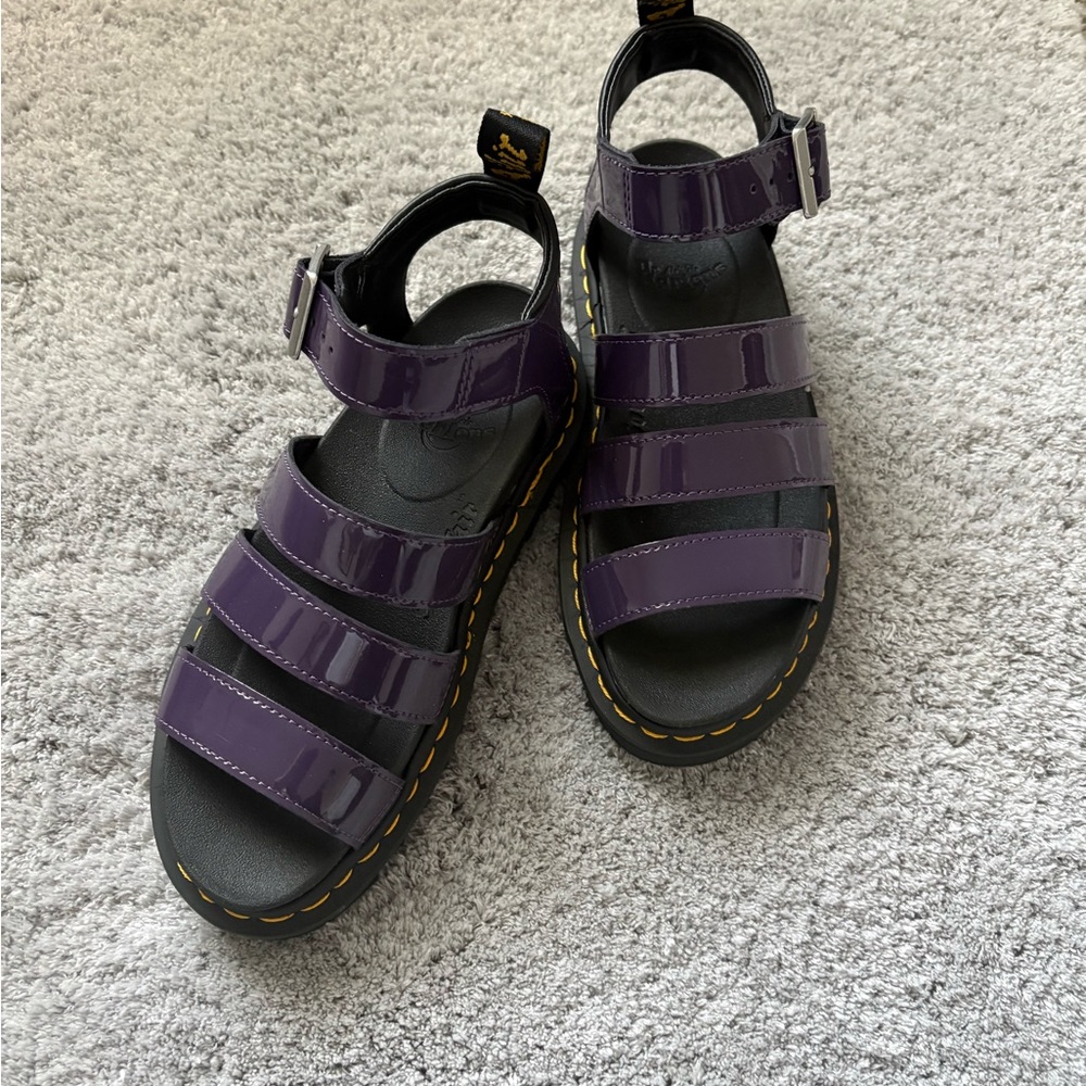 NWOT Women’s Dr Martens Blaire Patent Leather Straps